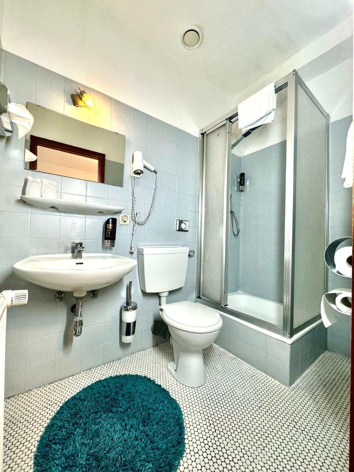 Hotel Zum Ruecking Northeim Dış mekan fotoğraf